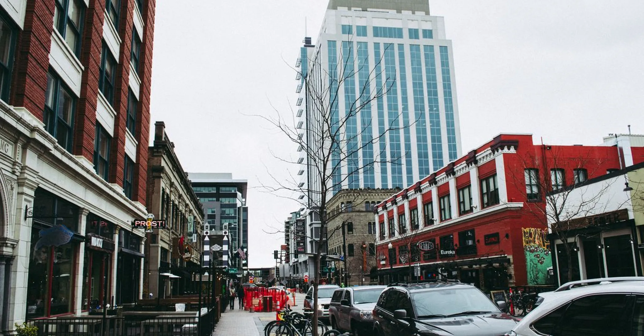 Small Business Saturday in Pittsburgh 2026: Downtown Shopping Guide and Stays