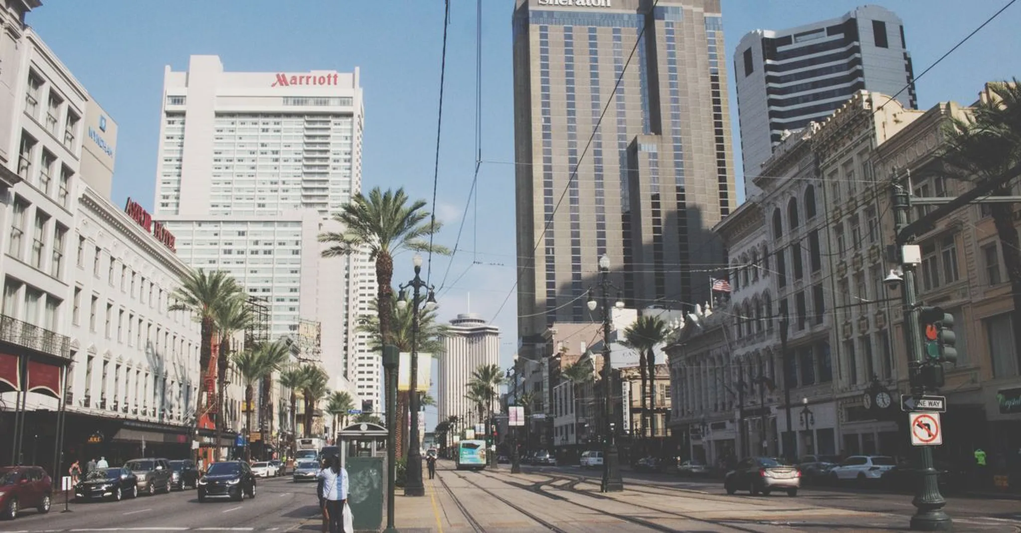 Streetcar Guide to New Orleans: Best Stays Along the St. Charles Line