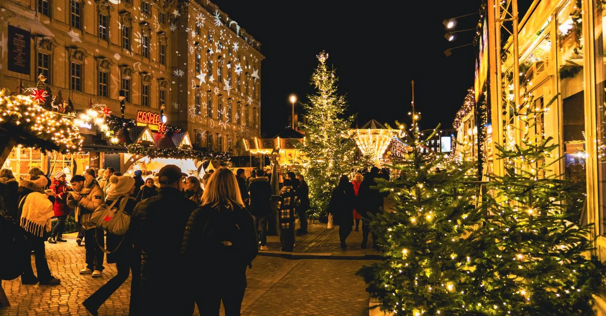 Colmar Christmas Market 2026: Dates, Tips, and Why to Book Your Stay Now