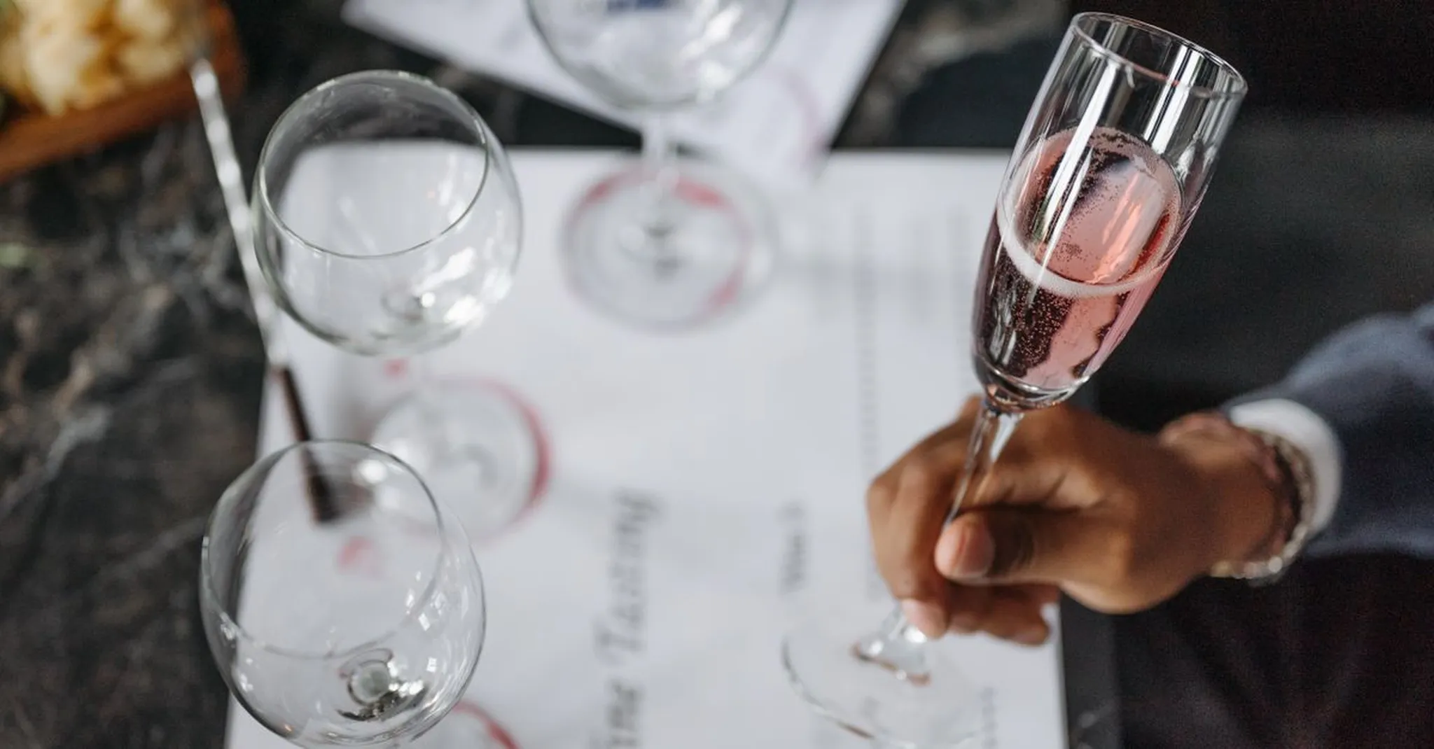 Epcot Food & Wine Festival 2026: Kissimmee Rentals for Foodie Families