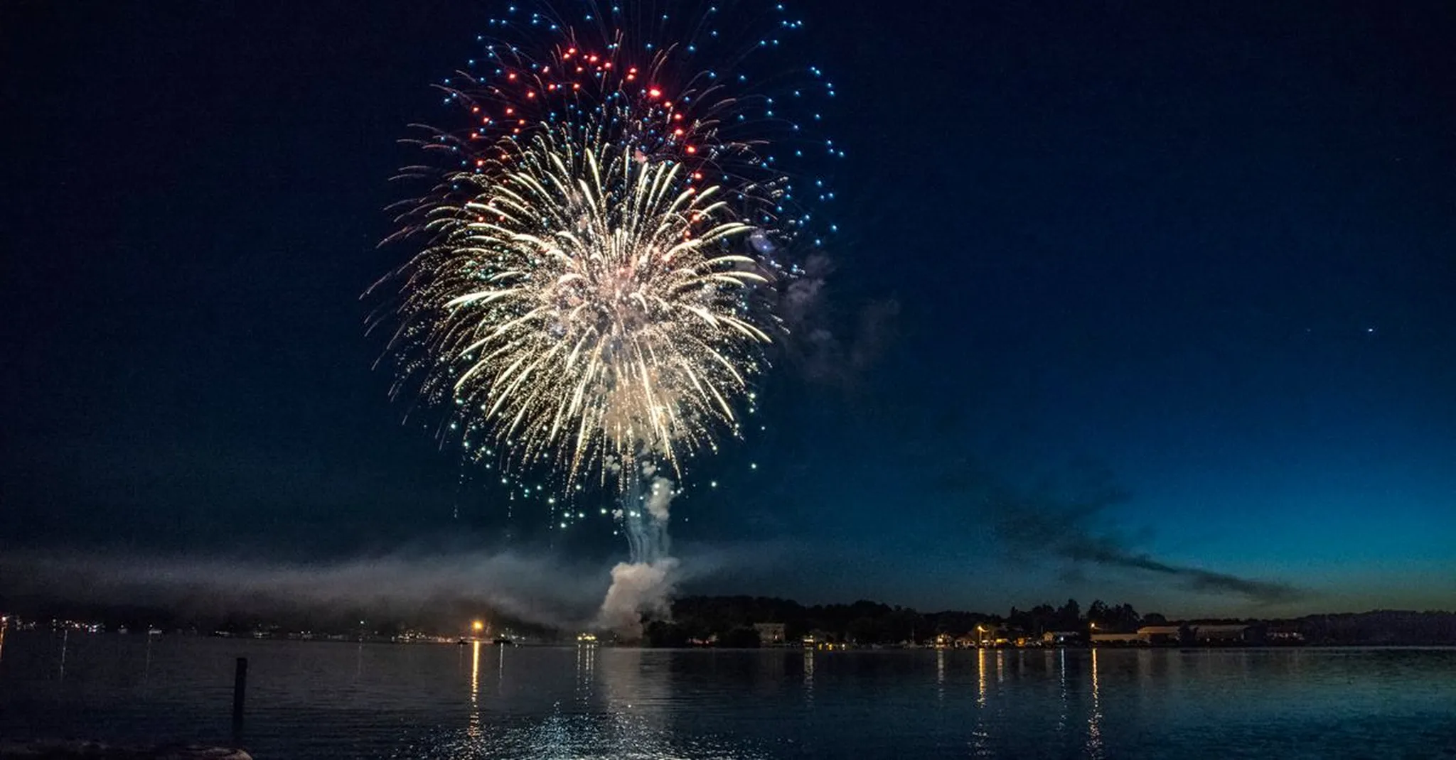 Lake Lure Fireworks 2026: July 4th Show & Cabin Rentals Near the Action