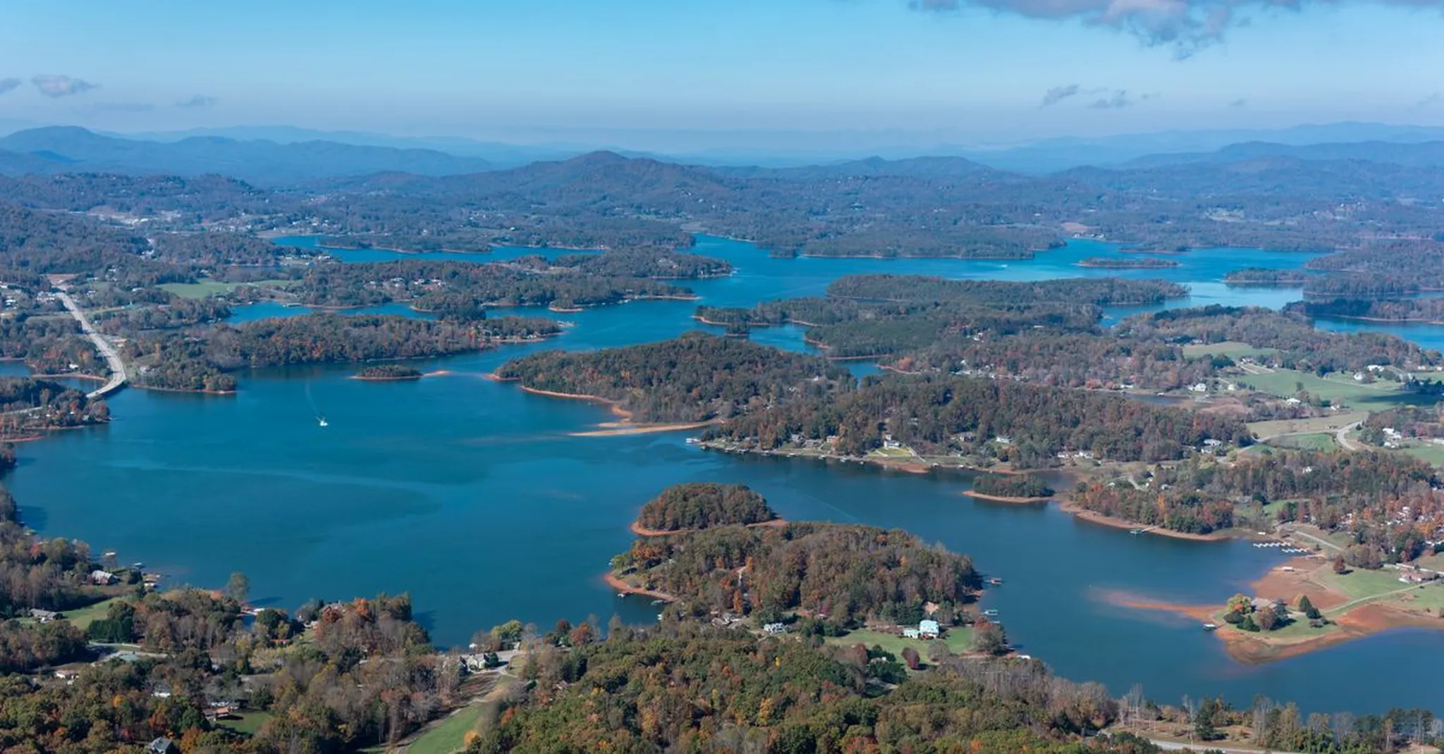 Lake Lure Olympiad Weekend 2026: Stay Near the Action in the Blue Ridge