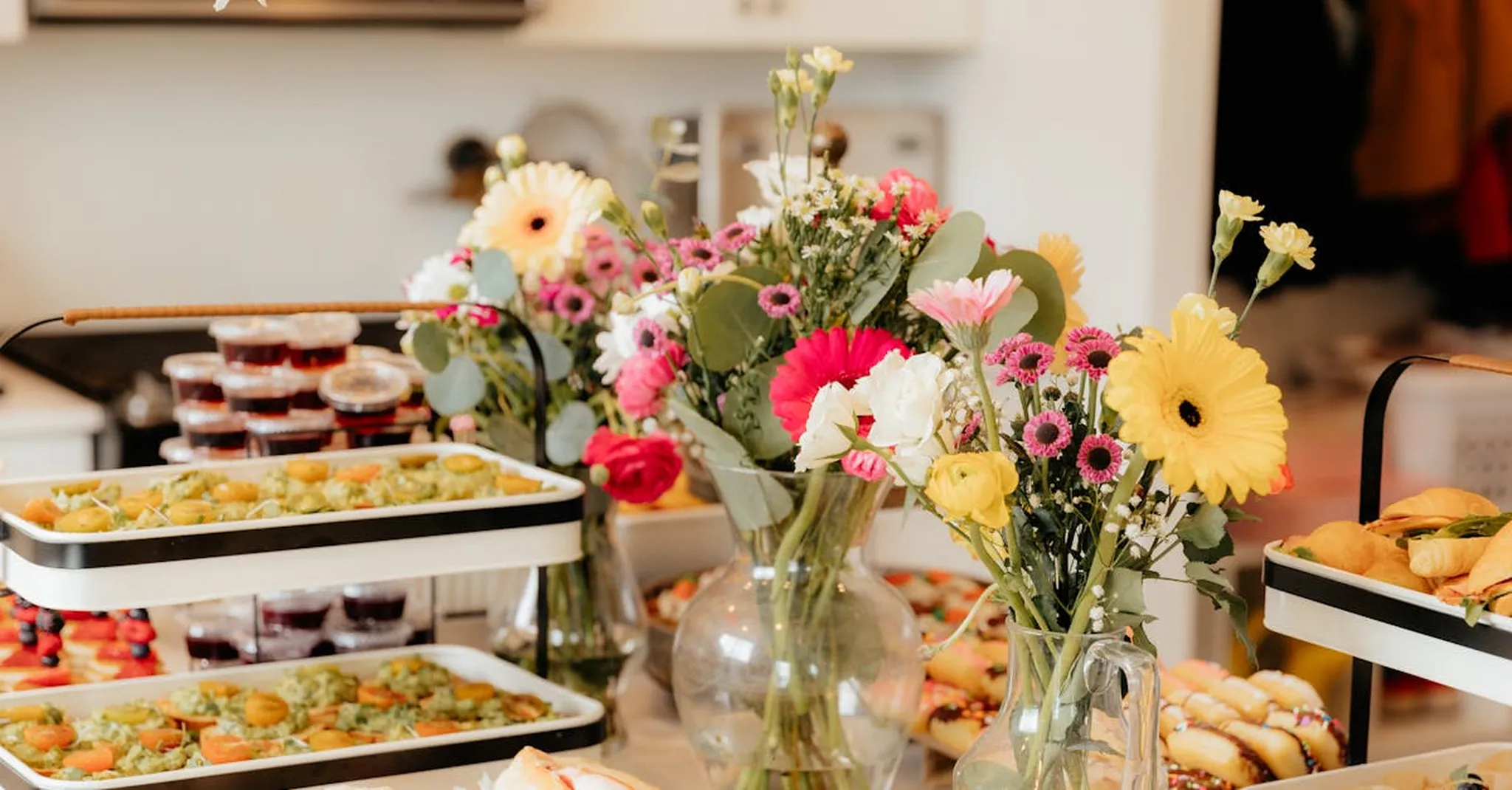 Mother's Day Brunch in Tucson 2026: Best Restaurants & Nearby Stays