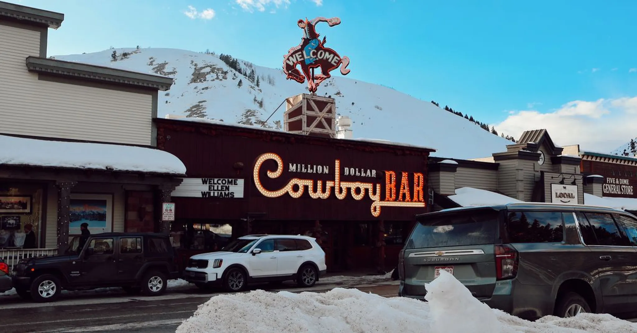 Where to Eat in Sheridan, Wyoming 2026: Local Bars, Breweries & Western Dining