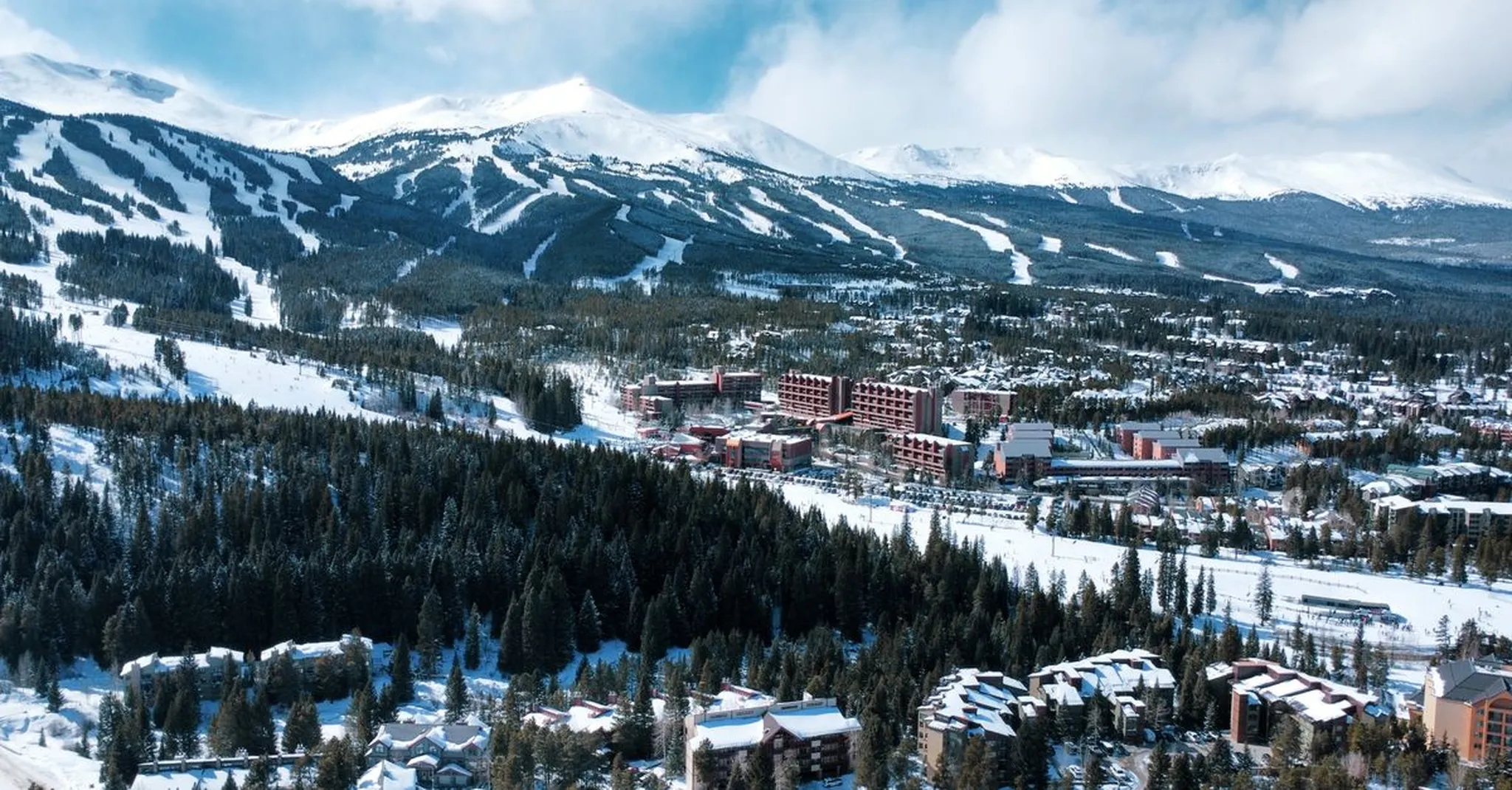 Ski Season in Breckenridge 2026-27: Early-Booking Guide and Where to Stay