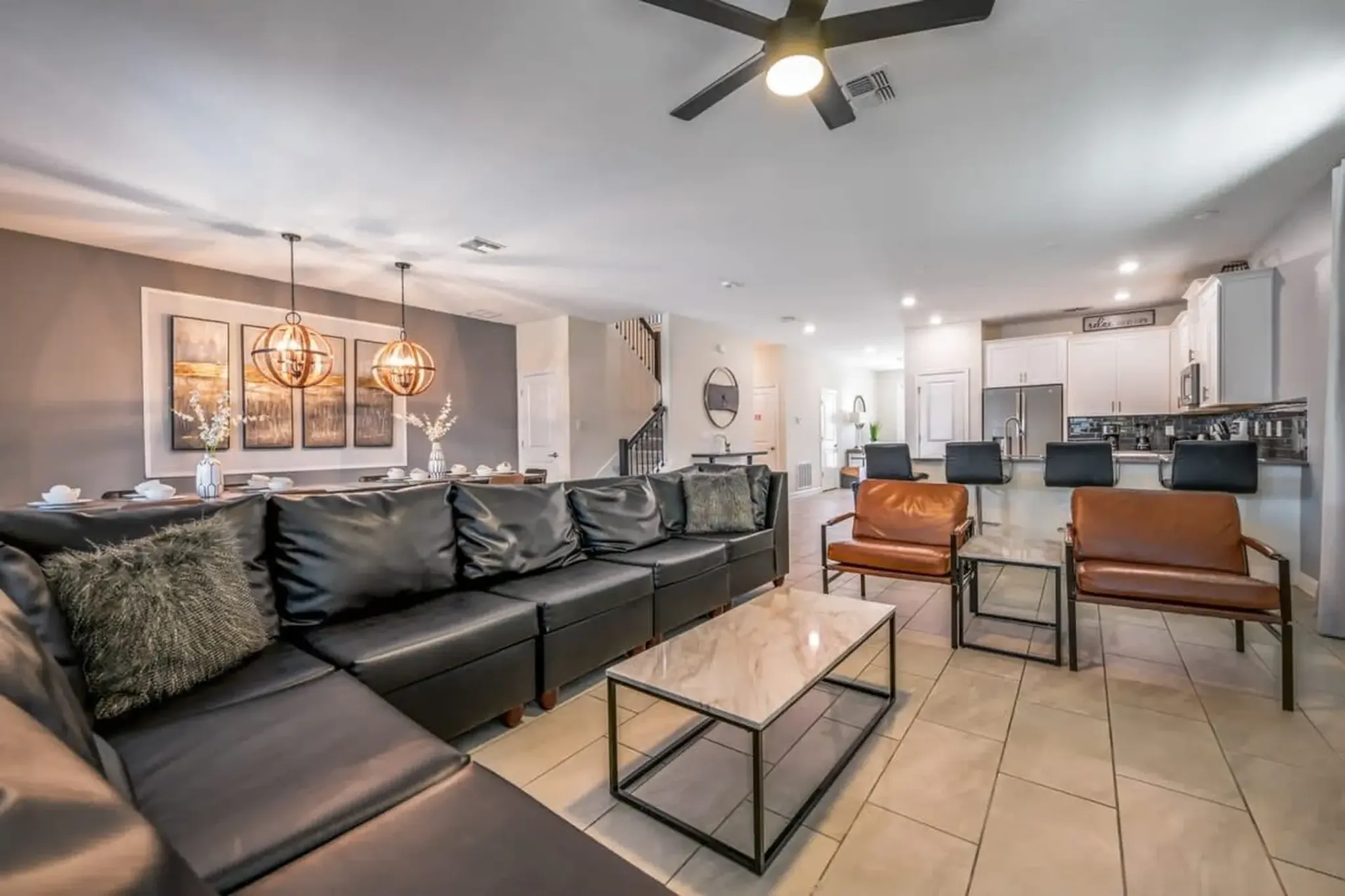 Planning a 2025 Family Reunion in Orlando: Tips for Finding a Large Disney-Themed Rental with a Private Pool