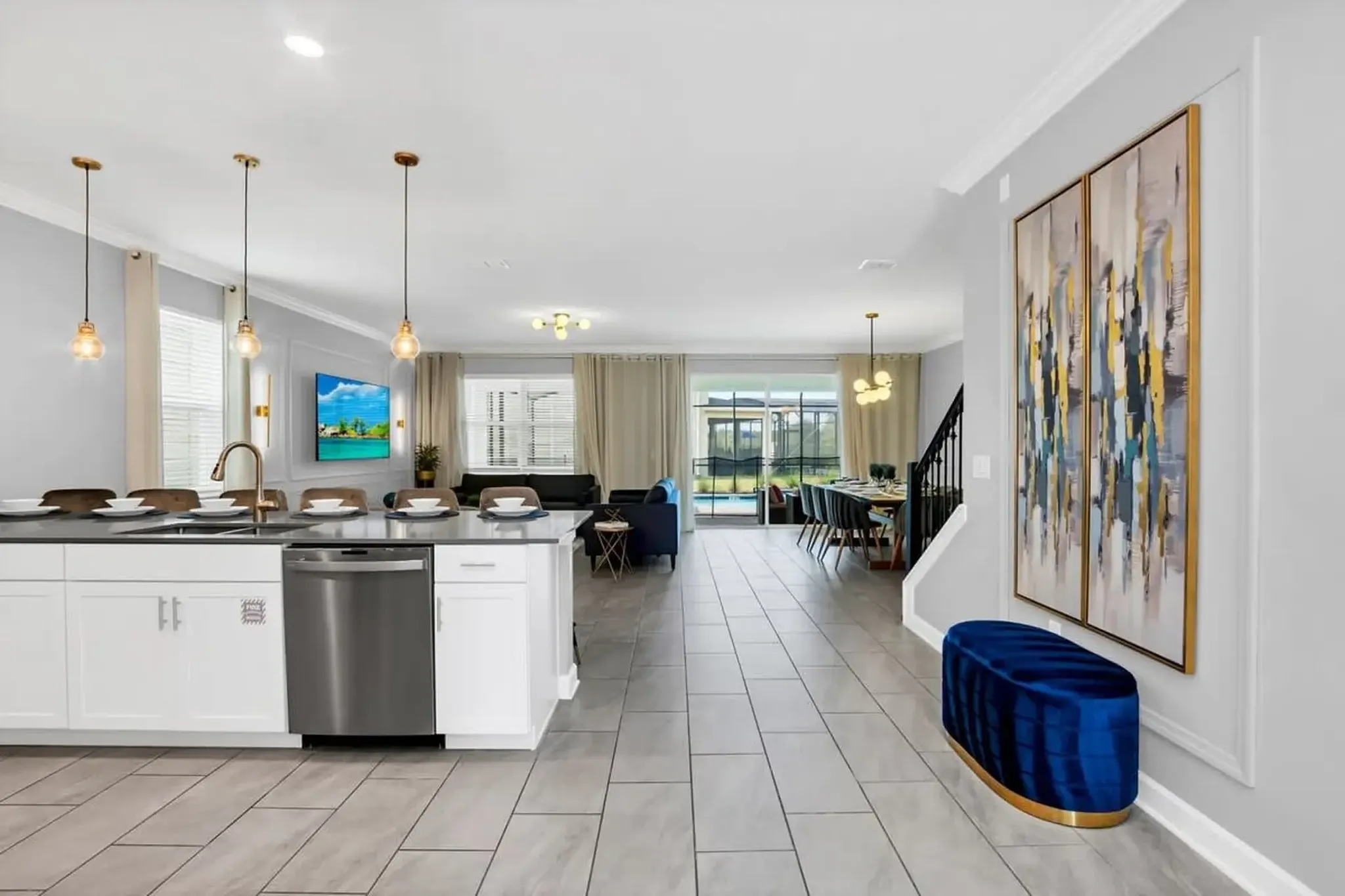 The Ultimate Holiday Host Guide: Managing Your Kissimmee Airbnb for Maximum Christmas Bookings