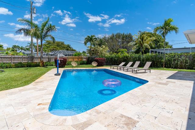 Hollywood Paradise: Luxury 4BR Home+Outdoor Fun