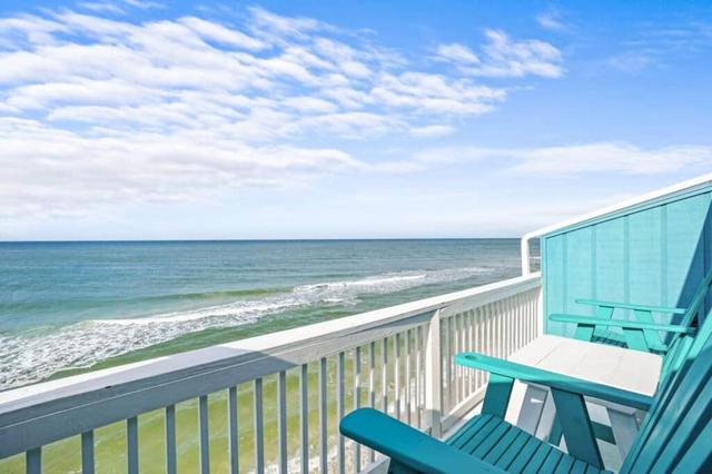 Sammy's Retreat/Beachfront/3 BR Dog Friendly, Cape San Blas, FL.