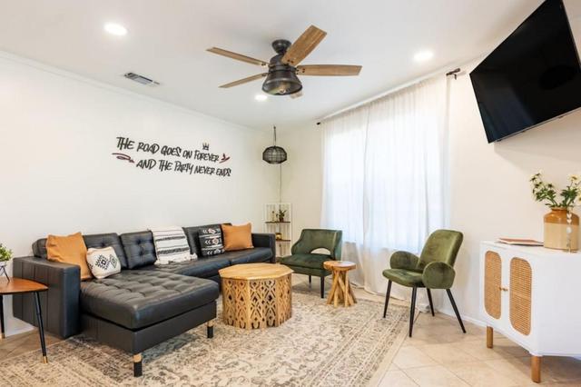 Downtown - Pearl Bungalow @ Beer Ranch Project