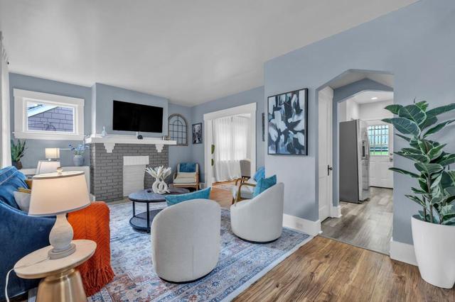 Enchanting 3BR with Yard, Patio