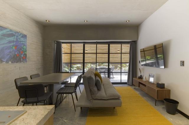 Capitalia | Comfort Patio Suite and Endless Air