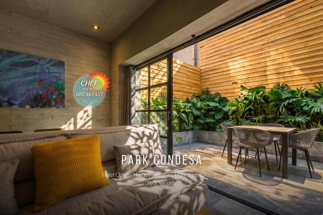 Capitalia | Comfort Patio Suite and Endless Air