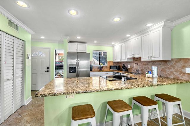 Dans Florida Condos Ocean Jewel at Runaway Bay