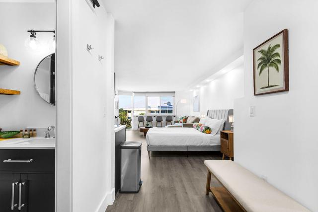 Renovated Beach Front Condo TOG 310