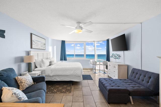 Beach Front Ocean View Condo - Top of the Gulf 615