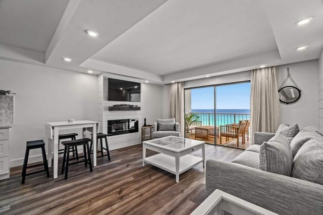 Summit 803 - Luxury Beach Resort Condo *1-6 People