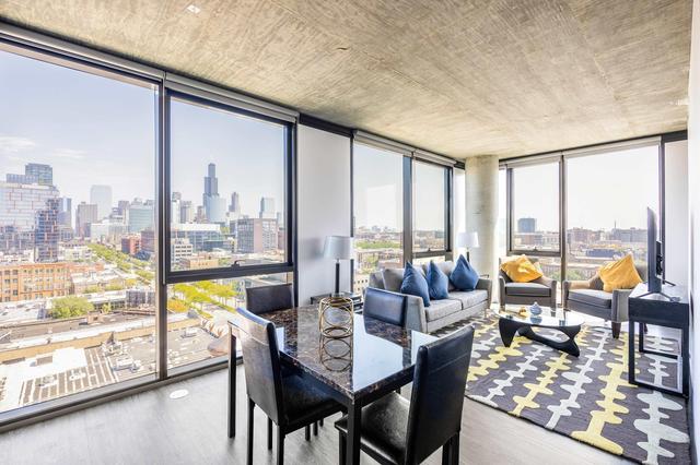 Glass Views, 2 King Bed Perfect City Escape