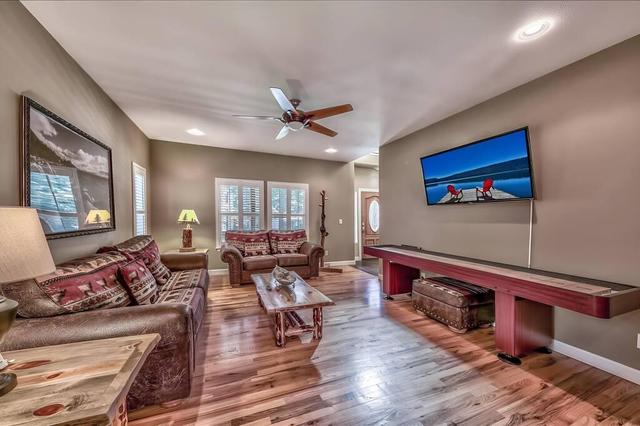 Heavenly Pines - Hot Tub - Game Room - AC - BBQ