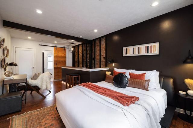 Romantic Designer Loft | Walk to Butler St!
