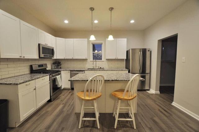 Housepitality - Franklinton Manor - Spacious