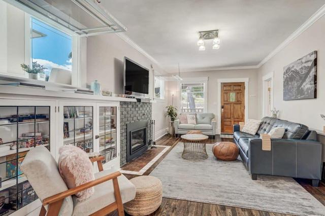 3BD Cottage Backyard near Garden of the Gods in CO