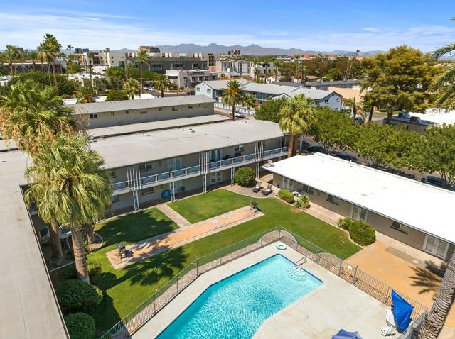 2BD, Walk Out To Pool, Old Town Scottsdale Paradise