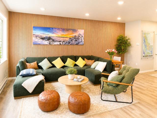 4BR Near Glacier w/ Patio & Fire Pit
