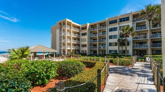 Oceanfront 2BR/2BA Condo at Castle Reef, NSB FL