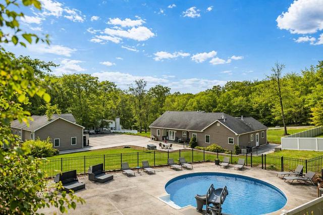 Chip's Pocono Escape | Hot tub | Pool w/ slide