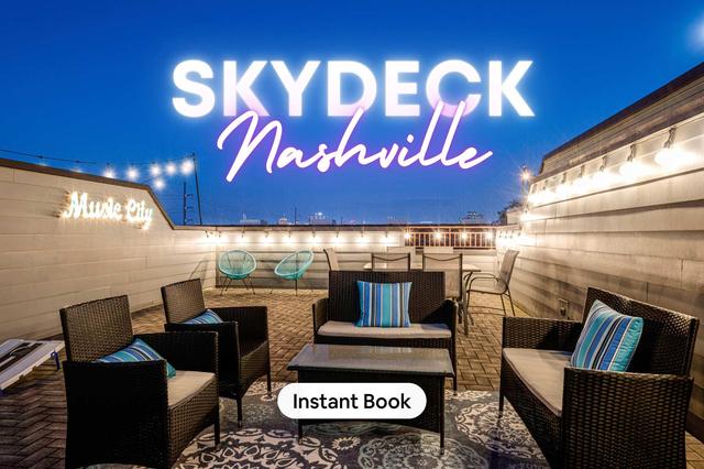 Elegant Rooftop Deck & Chef's Kitchen, Nashville