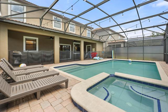 6BR Villa: Pool, Hot Tub & Game Room – Near Disney