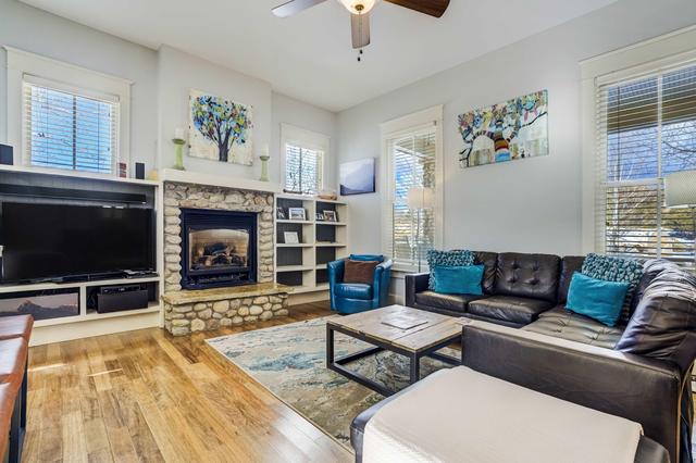 Swift Landing! Steps from River & Local Hotspots