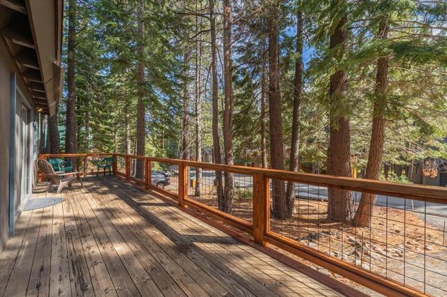 Rustic Family Cabin w Tahoe Donner HOA Amenities