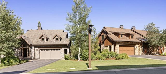 Two Adjacent Luxury Townhomes at Northstar Resort