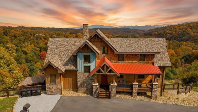 Soaky Mountain Lodge | Incredible Views