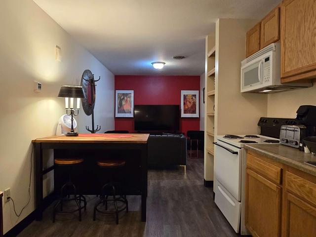 Large Private Downtown Apartment | 2BR + 2BA + 60" TV | Walk to Stadiums + Convention Center