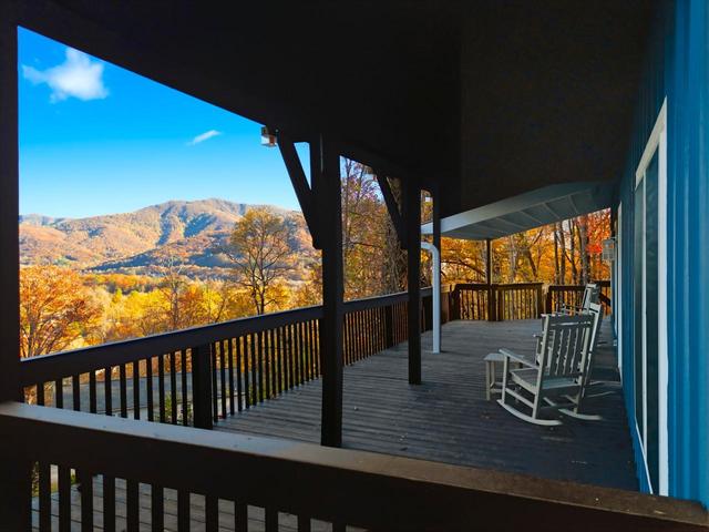 Mountain Vista Retreat Stunning Views Hot Tub Asheville Black Mtn