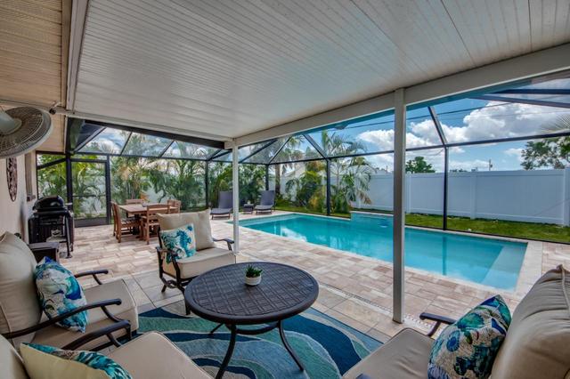 Sunshine POOL Cape Coral Home