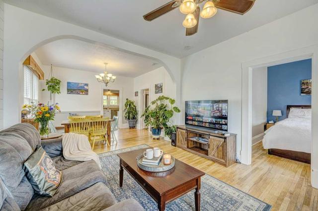 Charming 1910 Pet-Friendly Home in Sheridan, WY | Huge Fenced Yard Steps From Dog Park | Updated Kitchen & Cozy Fire Pit | Walk to Downtown Dining & Bighorn Mountain Adventures | Ideal for Families & Fur Babies