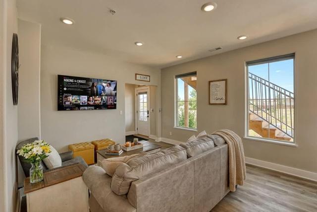 The Farmhouse at Lincoln Suites | Modern Smart Home in Sheridan, WY | King Bed, Full Kitchen, Keyless Entry | Moments from Downtown Dining and Bighorn Mountain Access