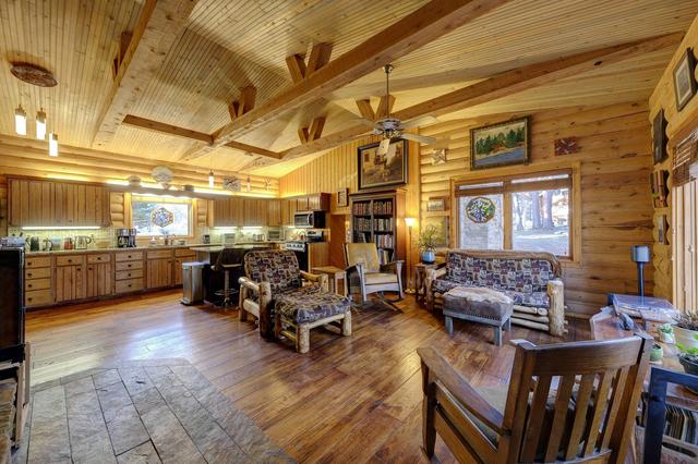 My Story | Historic Creekside, Copper Tub, King