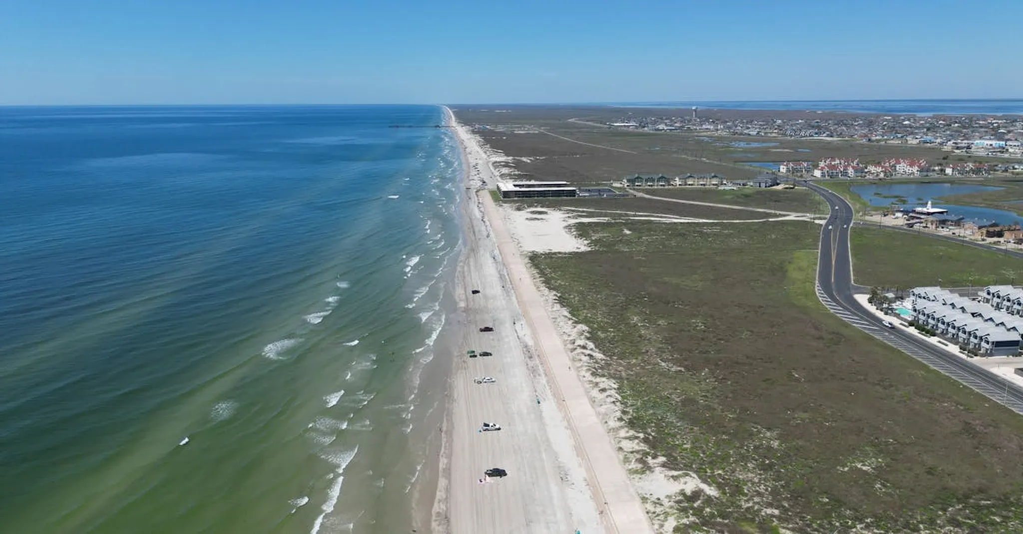 Destin vs Panama City Beach 2026: Which Gulf Coast Destination Fits Your Trip?