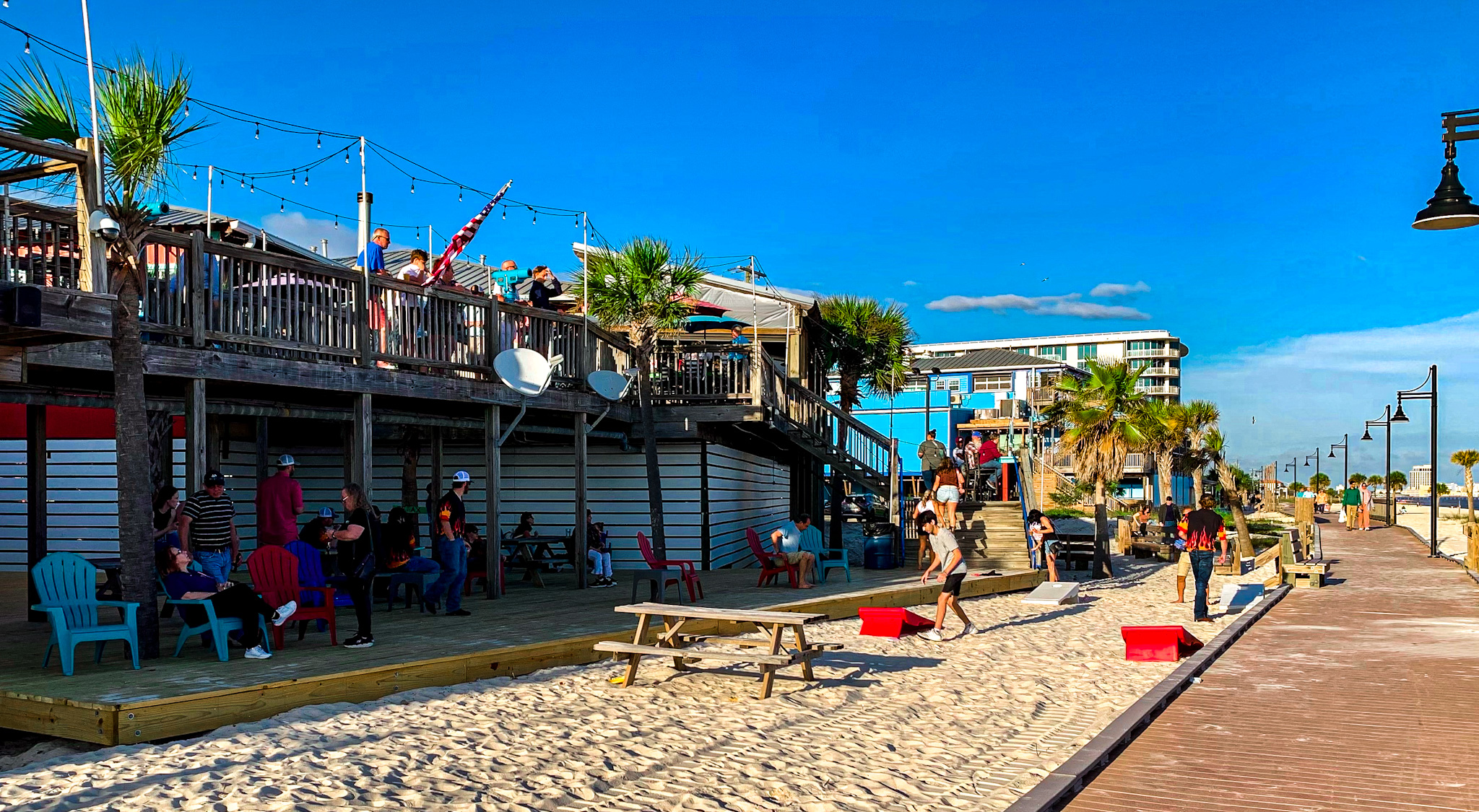A Guide to Biloxi's Best Bars & Nightlife
