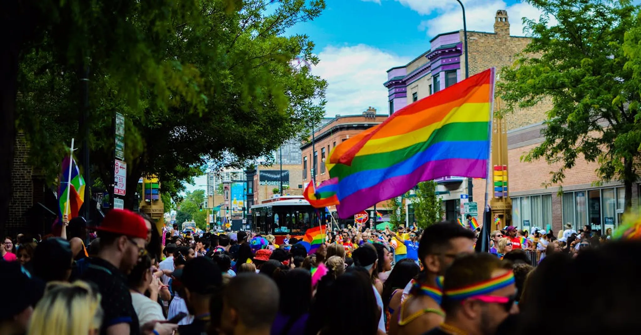 Chicago Pride Fest 2026: Where to Stay in Boystown & Lakeview