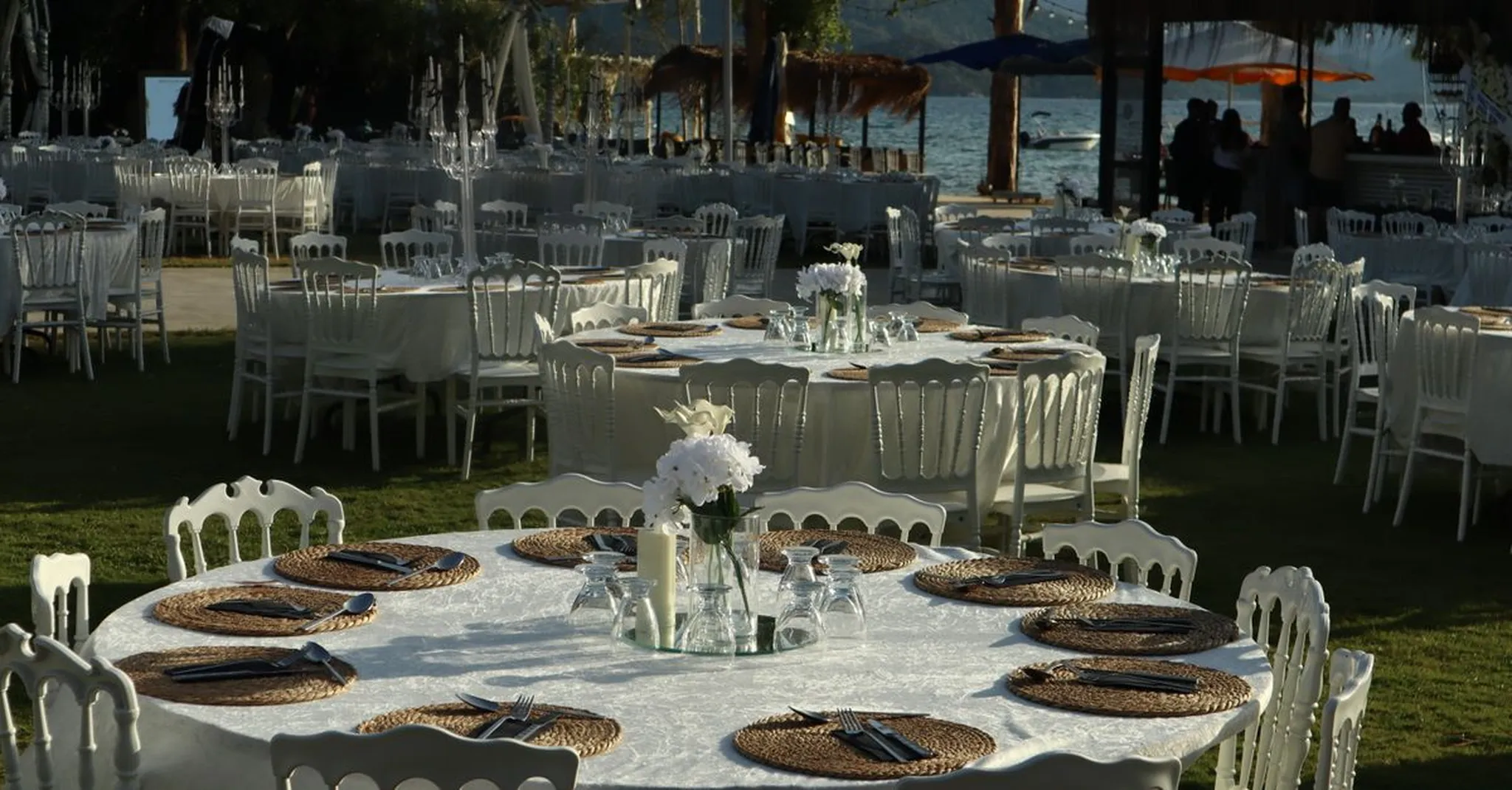 Best Lakefront Dining in South Lake Tahoe: Summer 2026 Restaurant Guide
