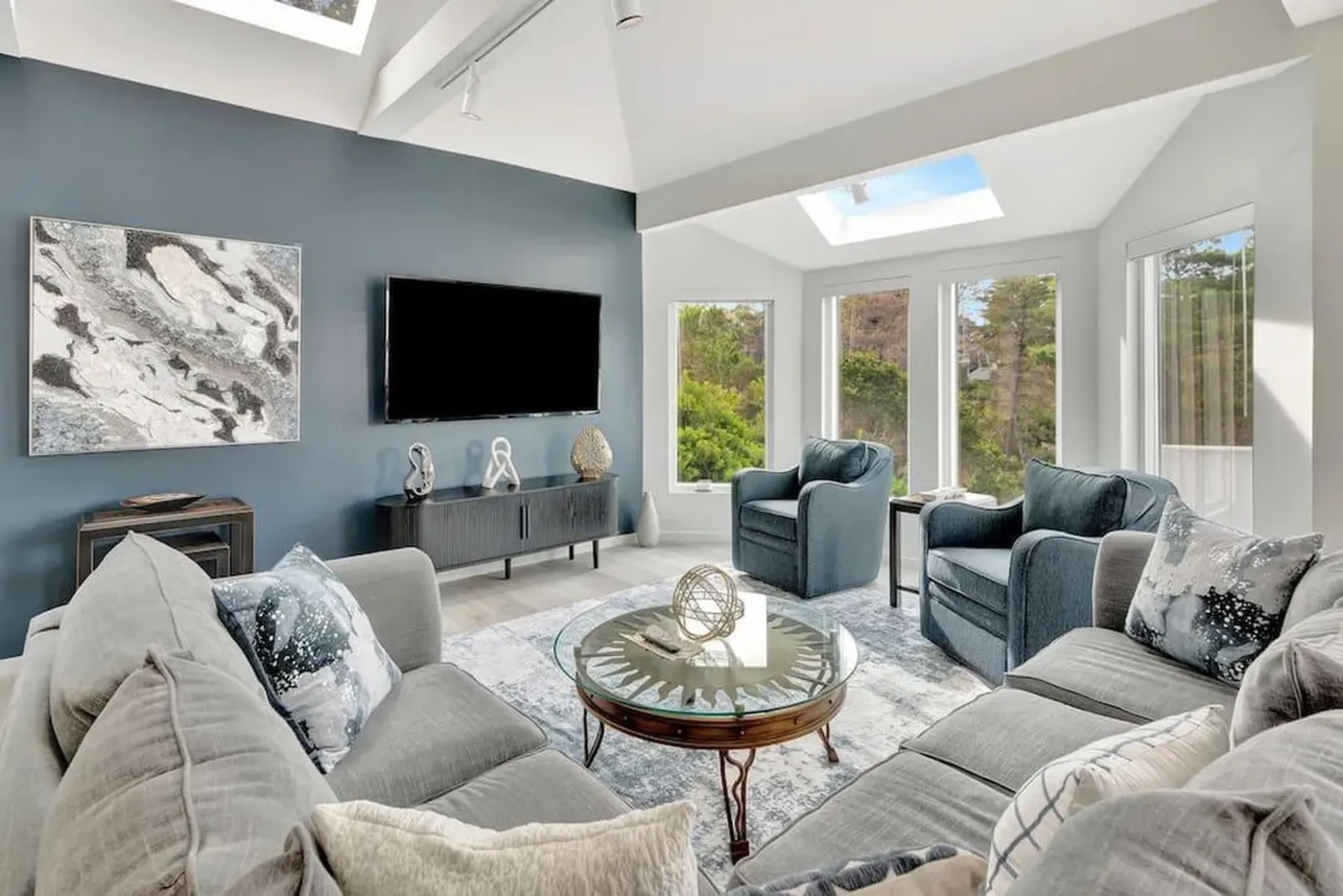 hollandvacationrentals about us