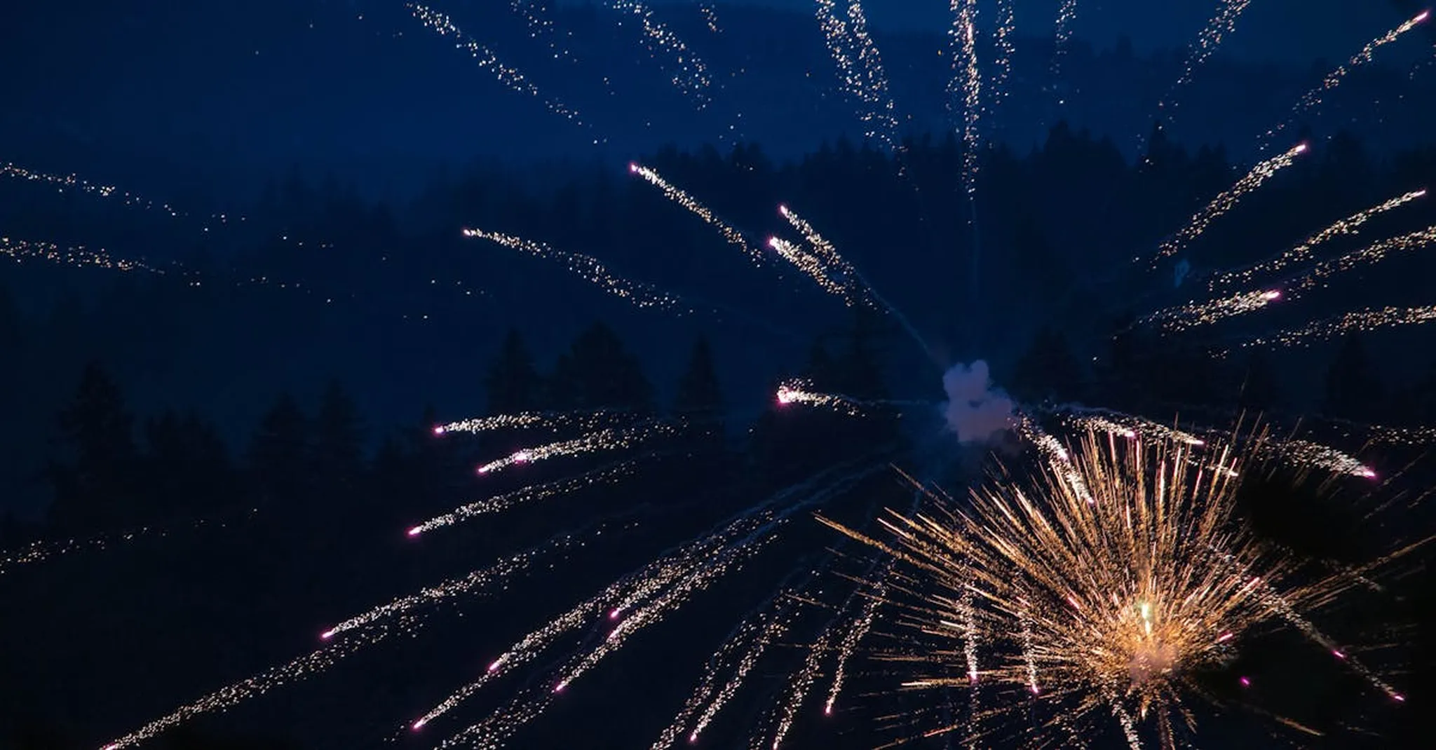 Fourth of July Colorado Springs 2026: Fireworks, Parades & Where to Stay