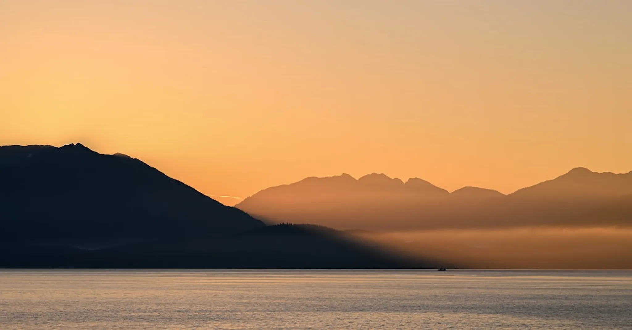 Summer Solstice in Juneau 2026: Midnight Sun and Where to Stay