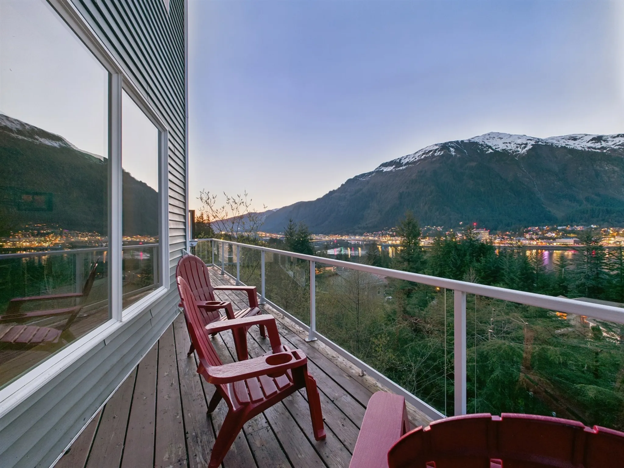 juneauvacationhomes about us
